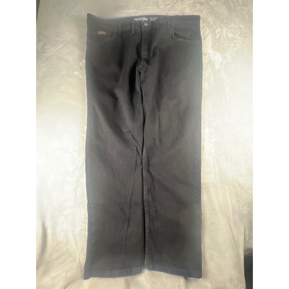 Wrangler Advanced Comfort Mens Black Straight Leg Jeans 44x30‎ MBW25BL